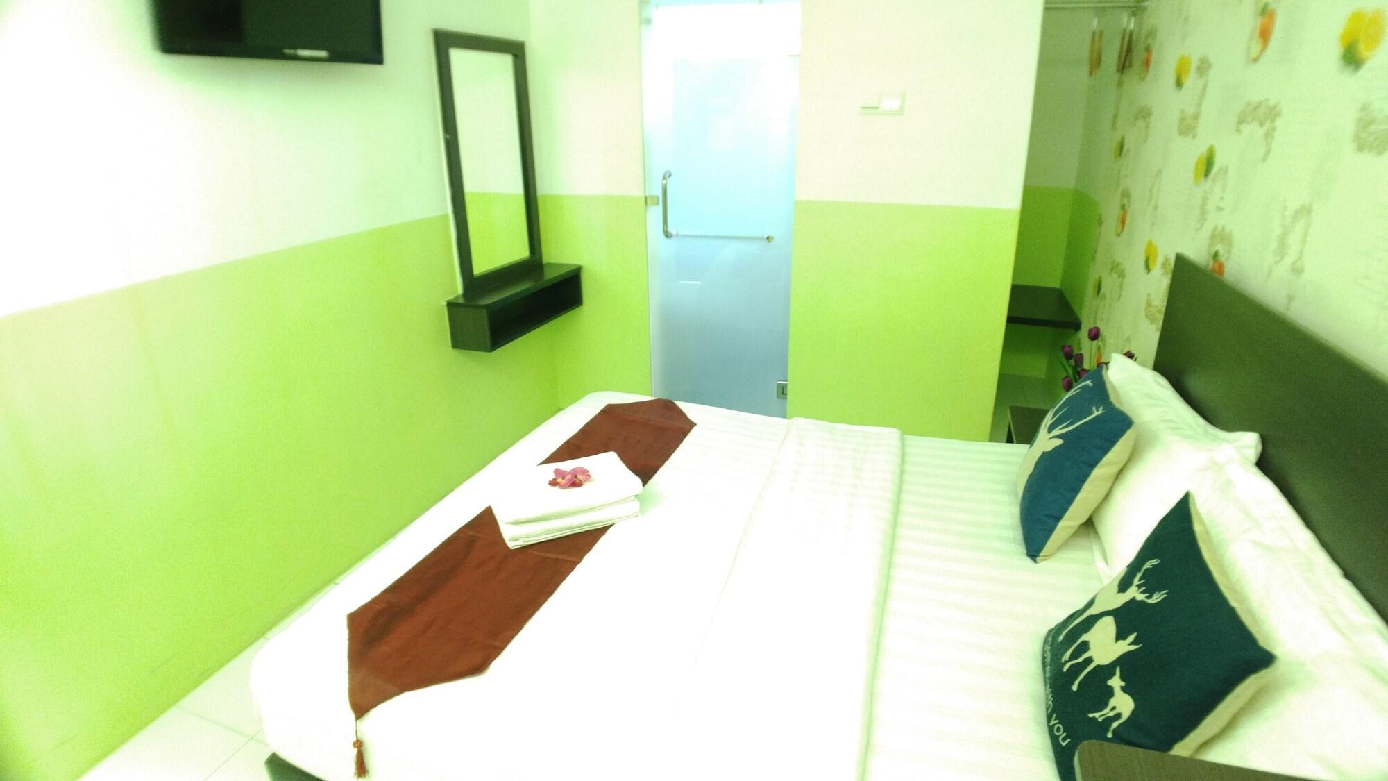Apple 1 Hotel Gurney George Town Exterior photo