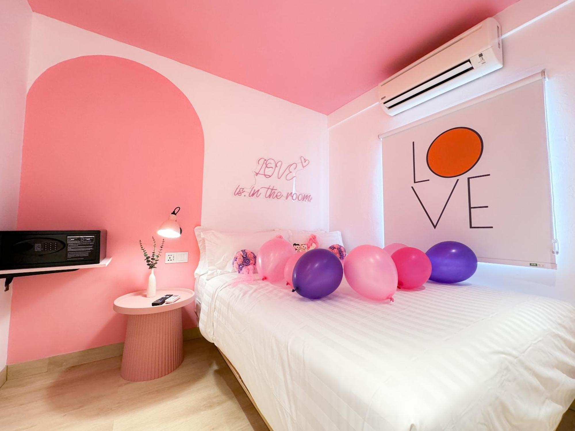 Apple 1 Hotel Gurney George Town Exterior photo
